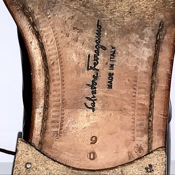 SALVATORE FERRAGAMO Luxury Cap Toe Oxfords - Picture 12 of 13